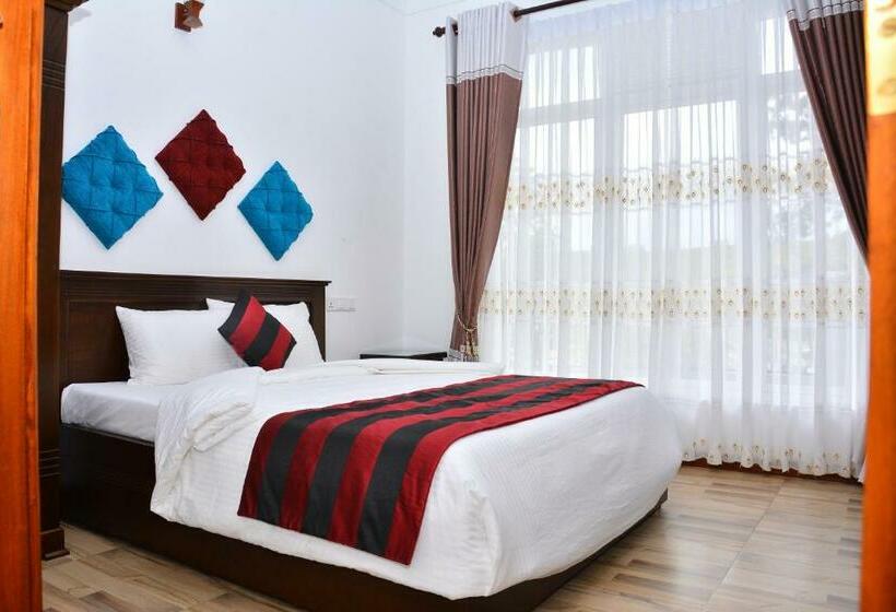 Номер Deluxe, Prince Palace