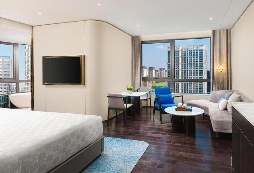 프리미엄 룸, Hualuxe Shanghai Changfeng Park, An Ihg