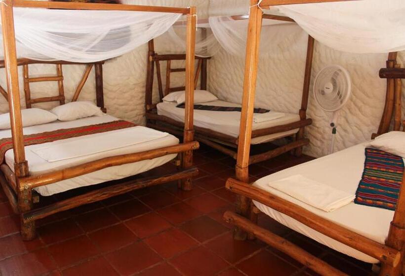 4인용 스탠다드 룸, Praba Hostel