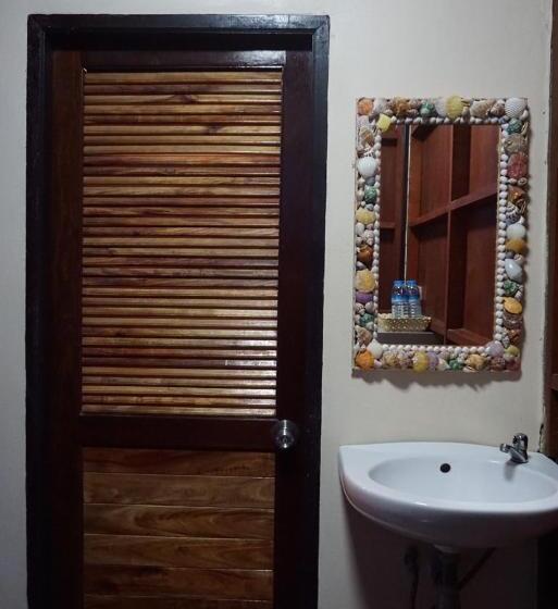 بانگلوی لوکس, Pooma Resort