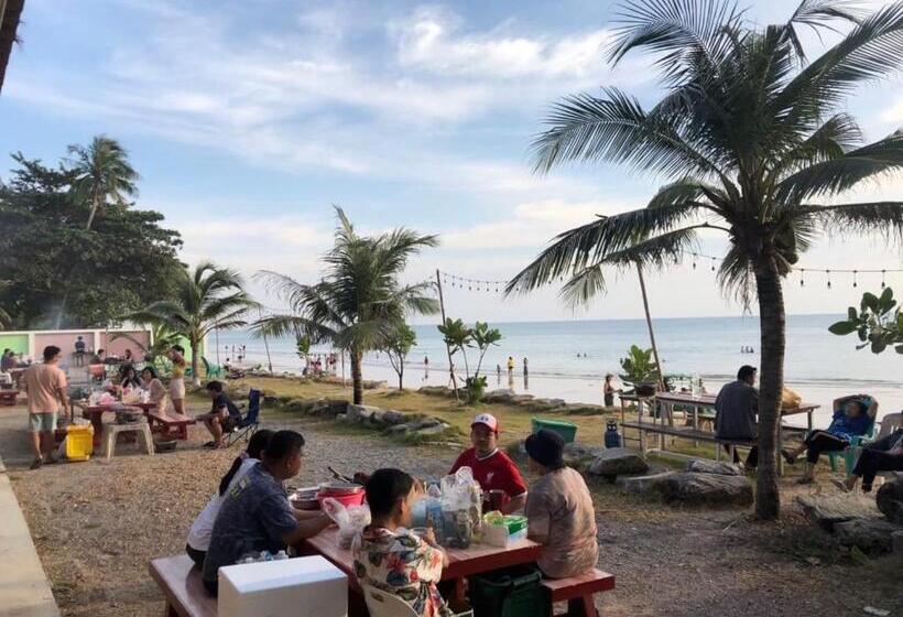 بانگلوی استاندارد با چشم‌انداز دریا, Pooma Resort
