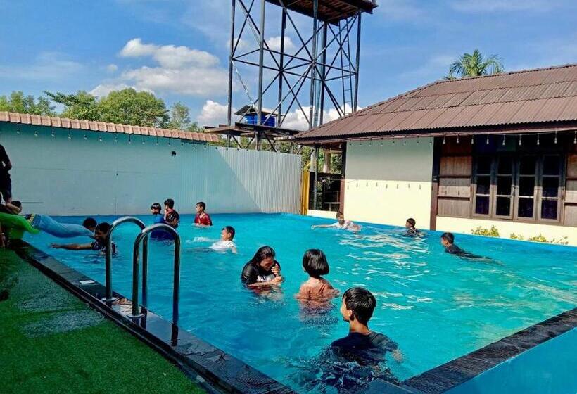 بانگلوی لوکس, Pooma Resort