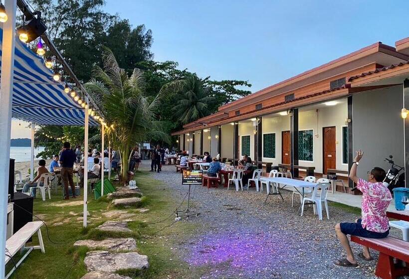 オーシャンビューのスタンダードバンガロー, Pooma Resort