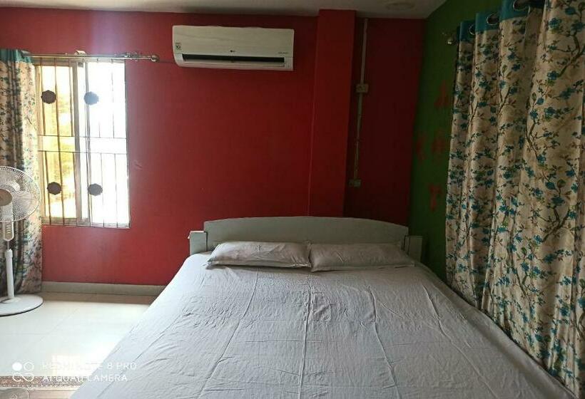 标准间, Oyo 82612 Nirmal Guest House
