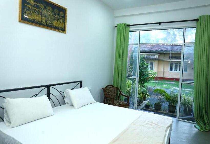 اتاق لوکس, Sandy Palms Guesthouse