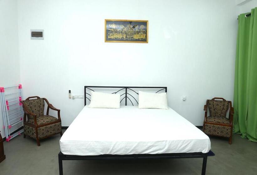 اتاق لوکس, Sandy Palms Guesthouse