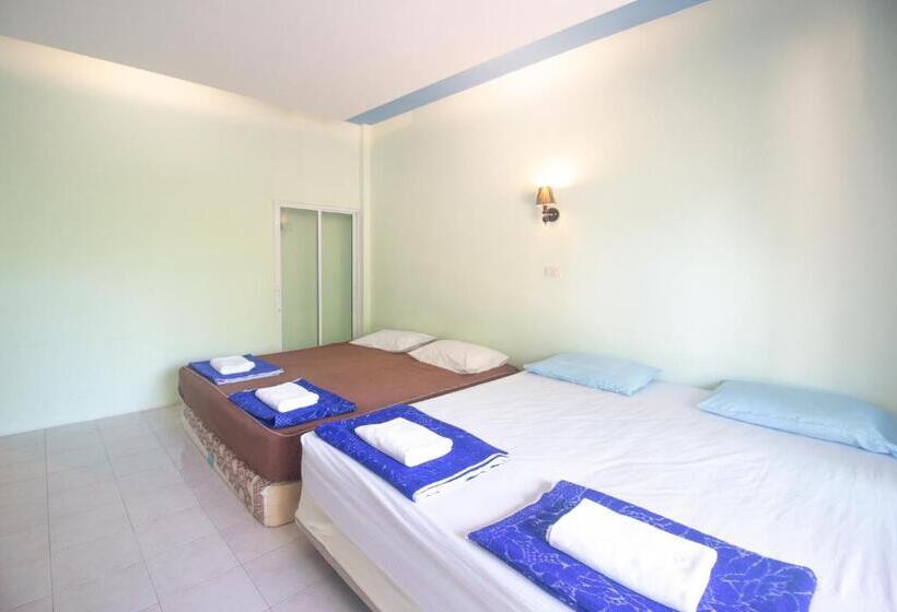 Четырехместный Номер Стандарт, Best House Resort