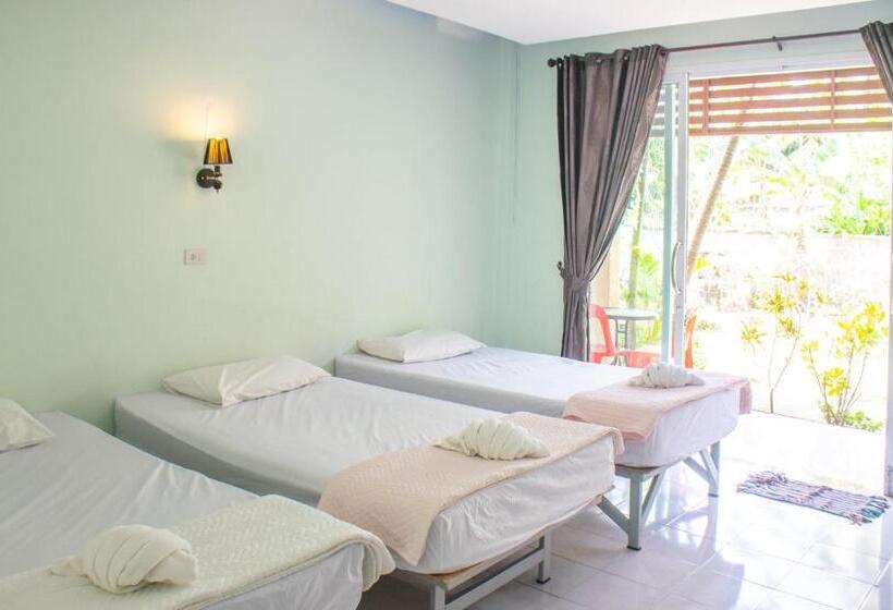 Трехместный Номер Стандарт Вид на Сад, Best House Resort