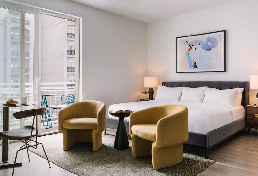 标准工作室带阳台, Sonder Midtown South