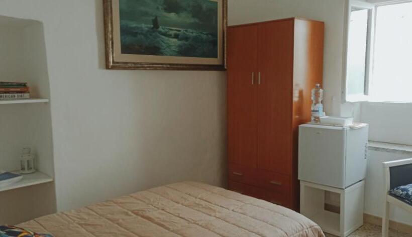 标准单人间, Villa Dei Fiori B&b