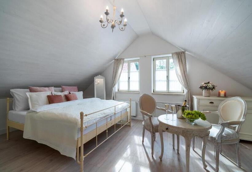 Номер Deluxe, Boutique Hotel Soukeníkův Dům