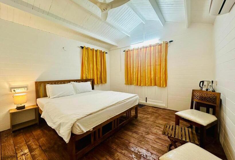 带阳台的豪华间, Cocos Beach Resort