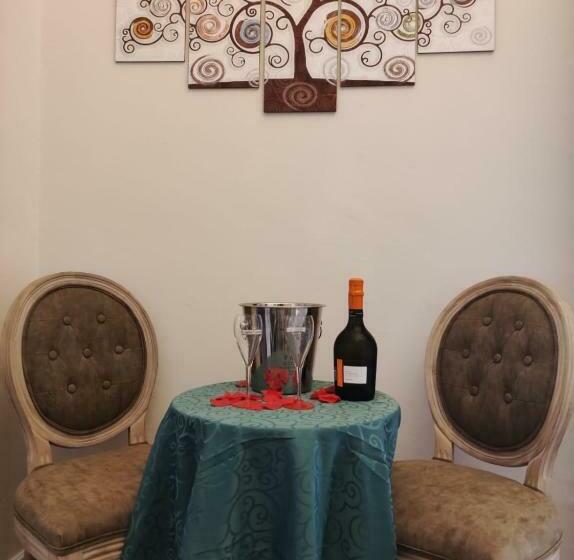 اتاق استاندارد با وان آب گرم, B&b Romeo Luxury Rooms