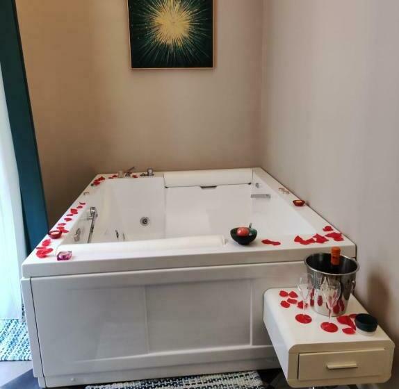 اتاق استاندارد با وان آب گرم, B&b Romeo Luxury Rooms