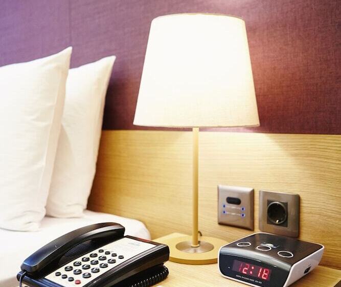 Номер Стандарт Трехместный, Days Hotel By Wyndham Seoul Myeongdong