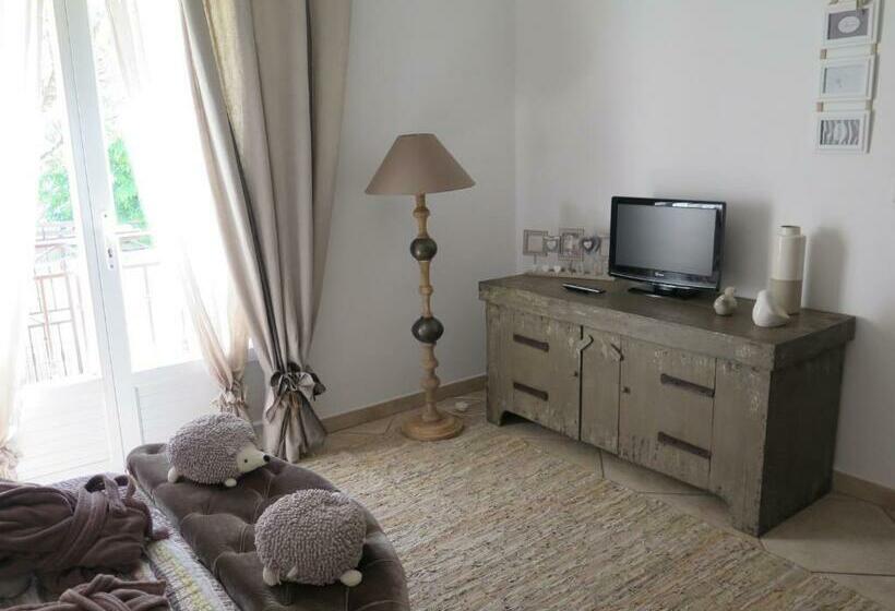 豪华房间, Chambre Fiora