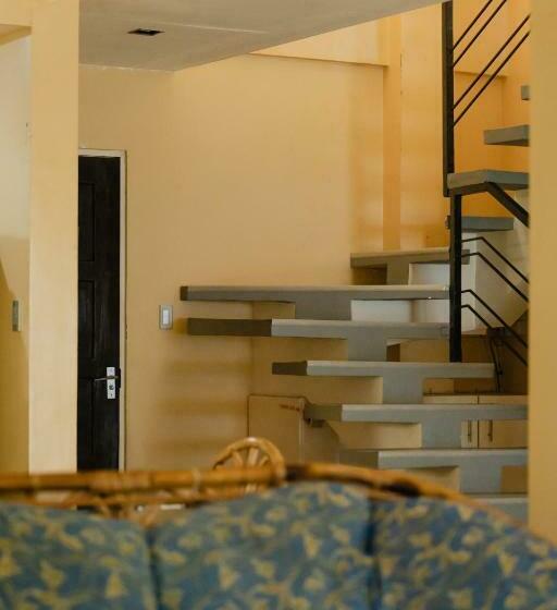 Люкс Кровать Кинг, Amami Beachfront Villa With Private Beach