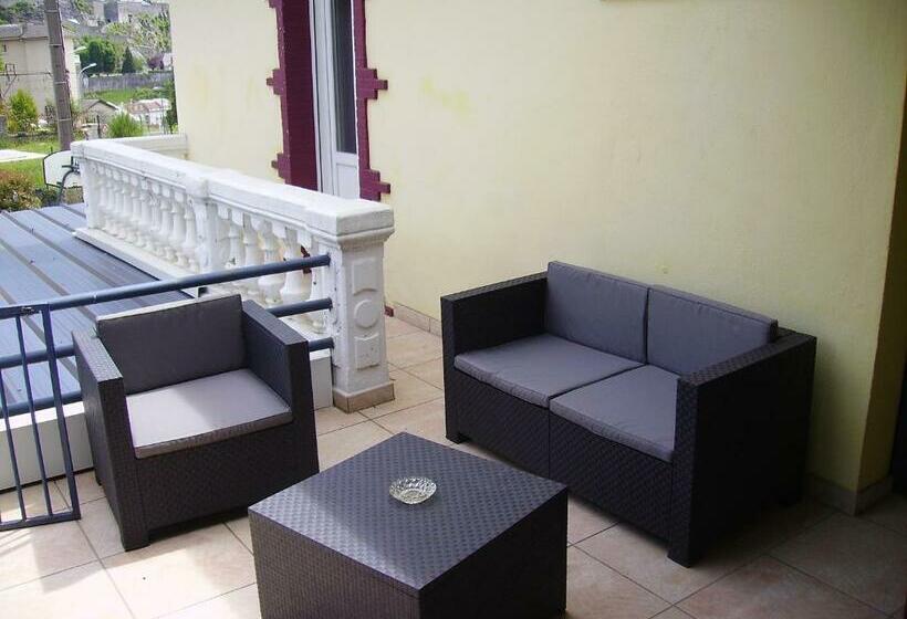 סטודיו סטנדרט עם מרפסת, Hôtel Du Clos Fleuri
