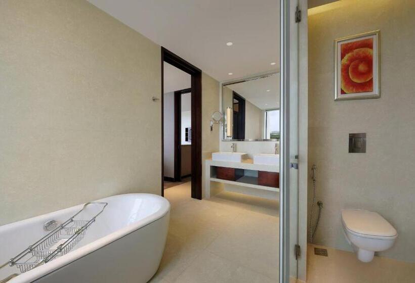 小型套房, Courtyard By Marriott Pune Chakan