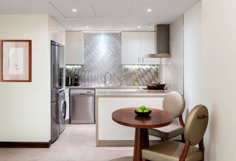 Апартаменты 1 Спальня Вид на Город, Pullman Dubai Creek City Centre Residences