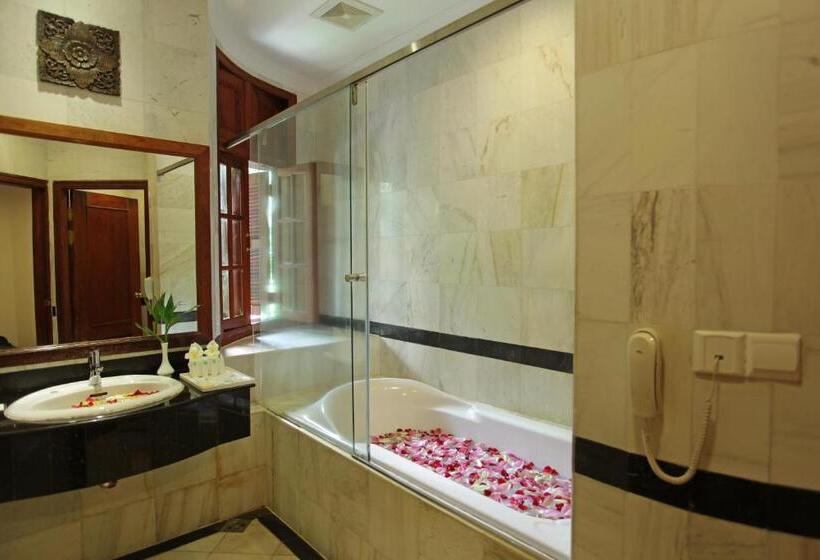ویلای لوکس 1 خوابه, Sokhalay Angkor Villa Resort