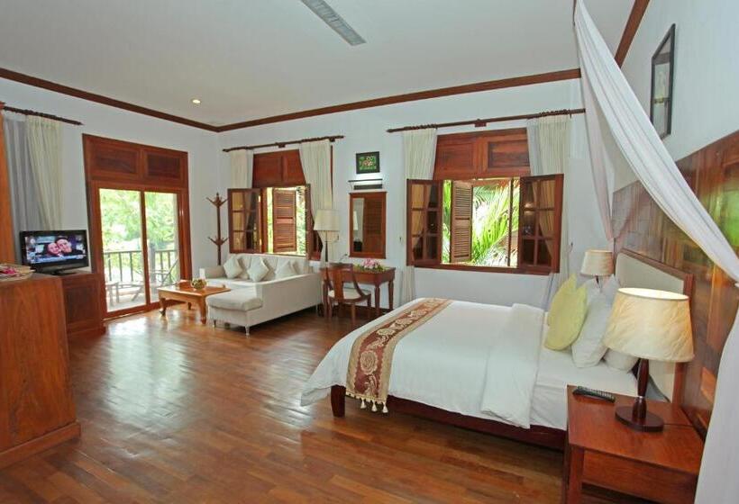 ویلای لوکس 1 خوابه, Sokhalay Angkor Villa Resort
