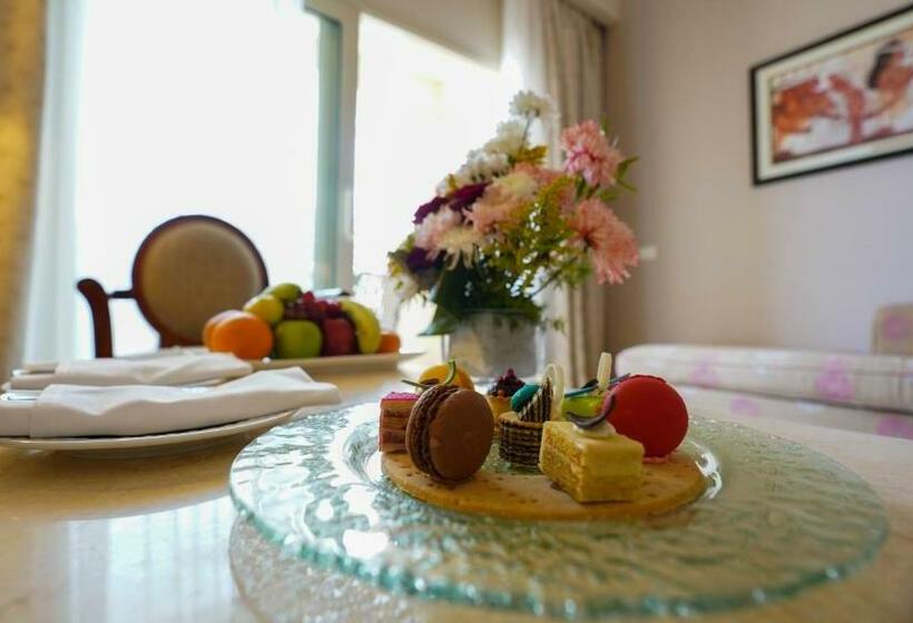 سوئیت ریاست جمهوری 2 خوابه, Baron Palace Sahl Hasheesh
