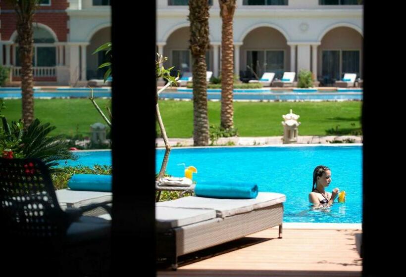 سوییت, Baron Palace Sahl Hasheesh
