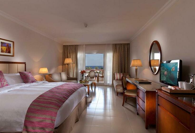 اتاق لوکس با چشم‌انداز دریا, Baron Palace Sahl Hasheesh