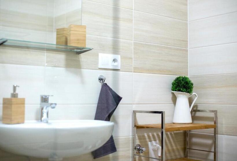 Номер Стандарт, Apartmány Na čtvrtích