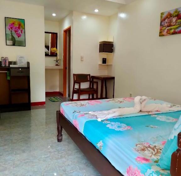 اتاق لوکس با بالکن, Sunshine Paradise Inn