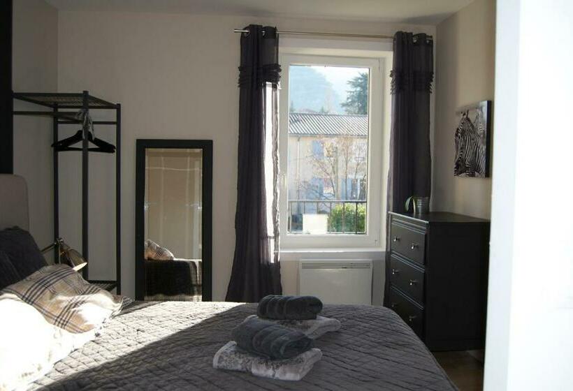 Апартаменты 1 Спальня, Appart Hôtel 27 Le Lion D Or