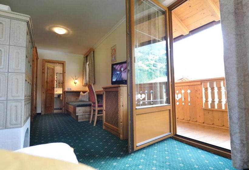 Номер Deluxe с Балконом, Garni Landhaus Platzer