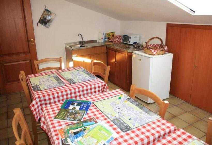 اتاق لوکس, B&b Villa Calagioli