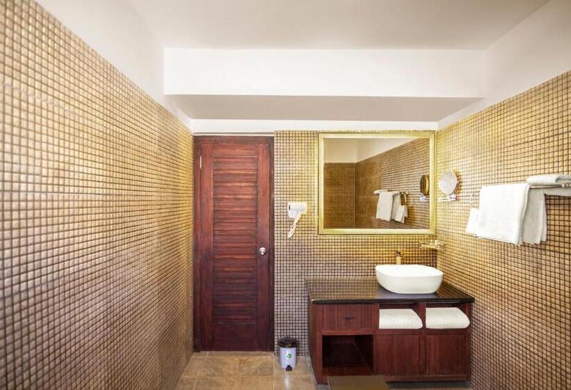اتاق سوپریور با تخت بزرگ, Angkasa Ladakh Resort