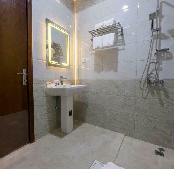 주니어 스위트, The Palace Hotel Suites   Al Badea