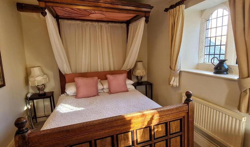 Дом 1 Спальня, Biggin Hall Country House