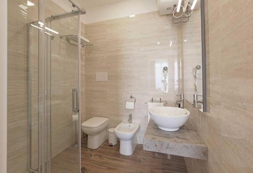 Апартаменты 1 Спальня Вид на Море, Esseneto Rooms