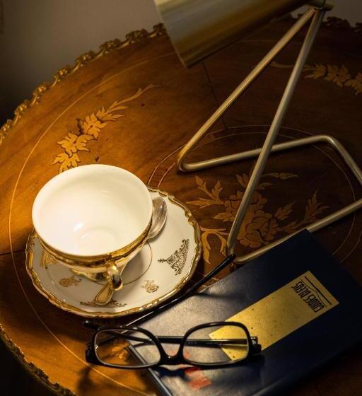 اتاق لوکس چهار تخته, Divisi Suites & Spa