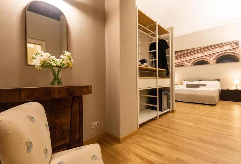 اتاق راحتی سه تخته, Divisi Suites & Spa