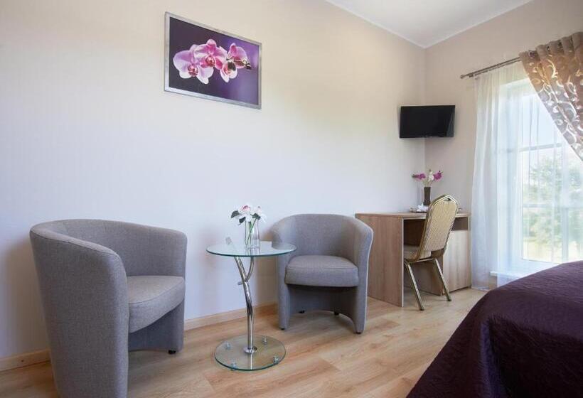 اتاق استاندارد چهار تخته, Trakaitis Apartments In Villa
