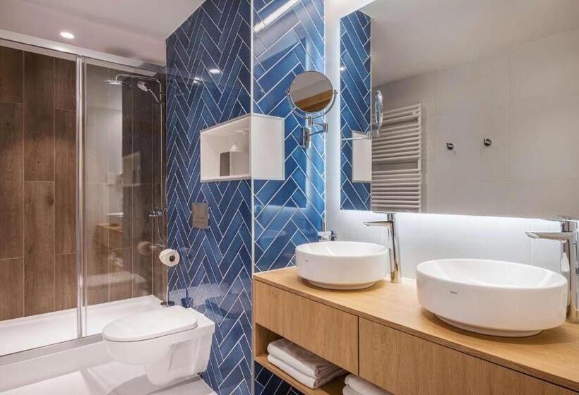 Люкс Премиум, Best Western Jurata