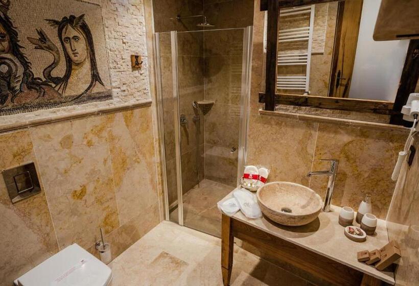 סוויטת ג'וניור, Sultan Cave Suites
