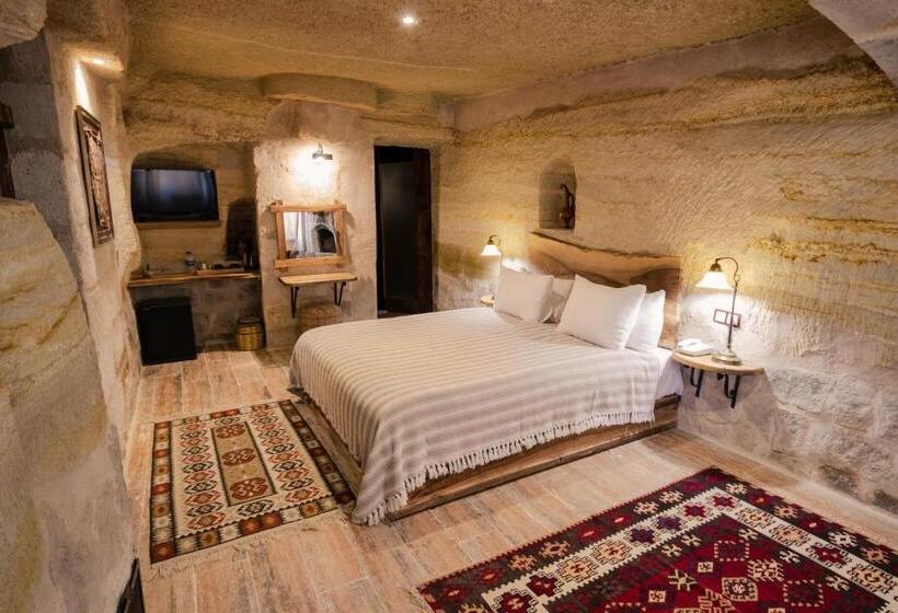 주니어 스위트, Sultan Cave Suites