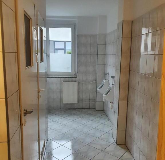 标准单人间共用浴室, Twój Hostel Bytom