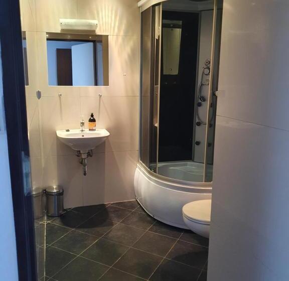 标准单人间, Twój Hostel Bytom