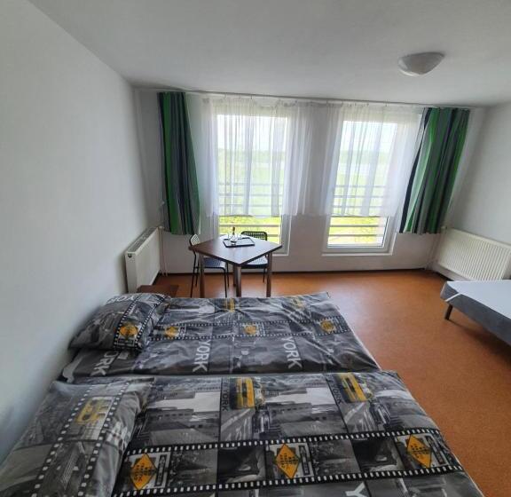 标准四人间共用浴室, Twój Hostel Bytom