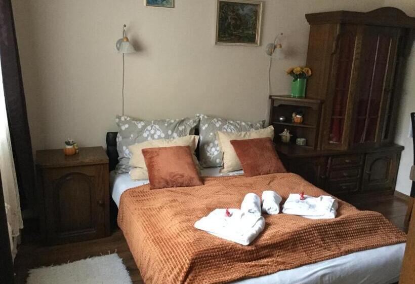 豪华房间, Bazilika Vendégház