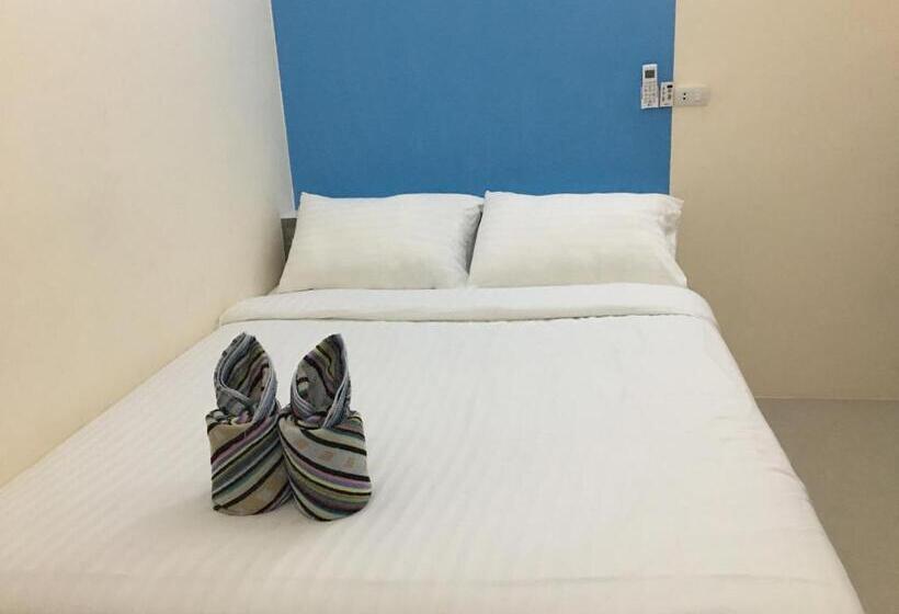 اتاق استاندارد با بالکن, Budchui Guesthouse