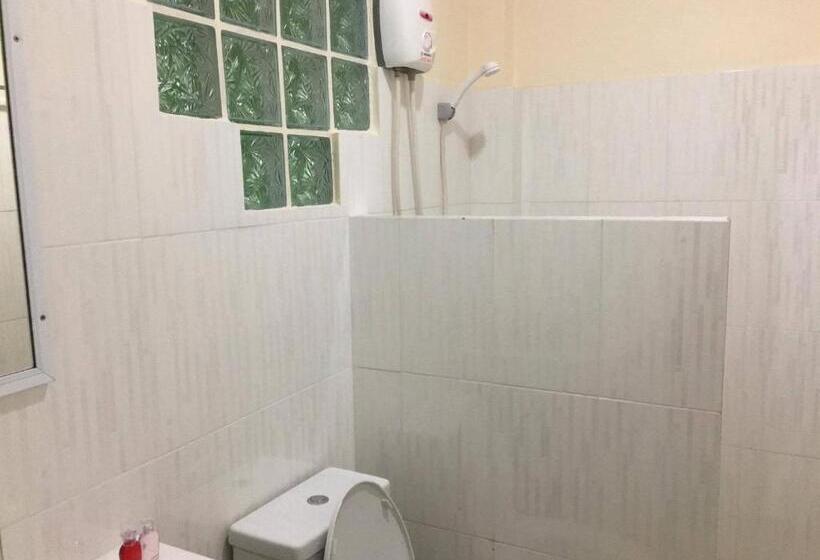 اتاق استاندارد, Budchui Guesthouse